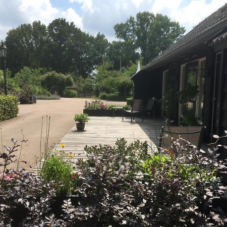 즈볼레 Klein Vreugderijk B&B 외부 사진