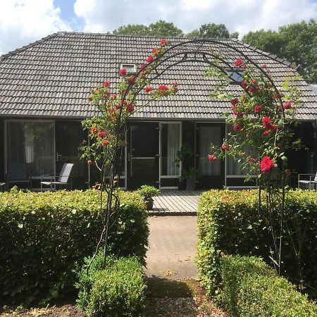 즈볼레 Klein Vreugderijk B&B 외부 사진